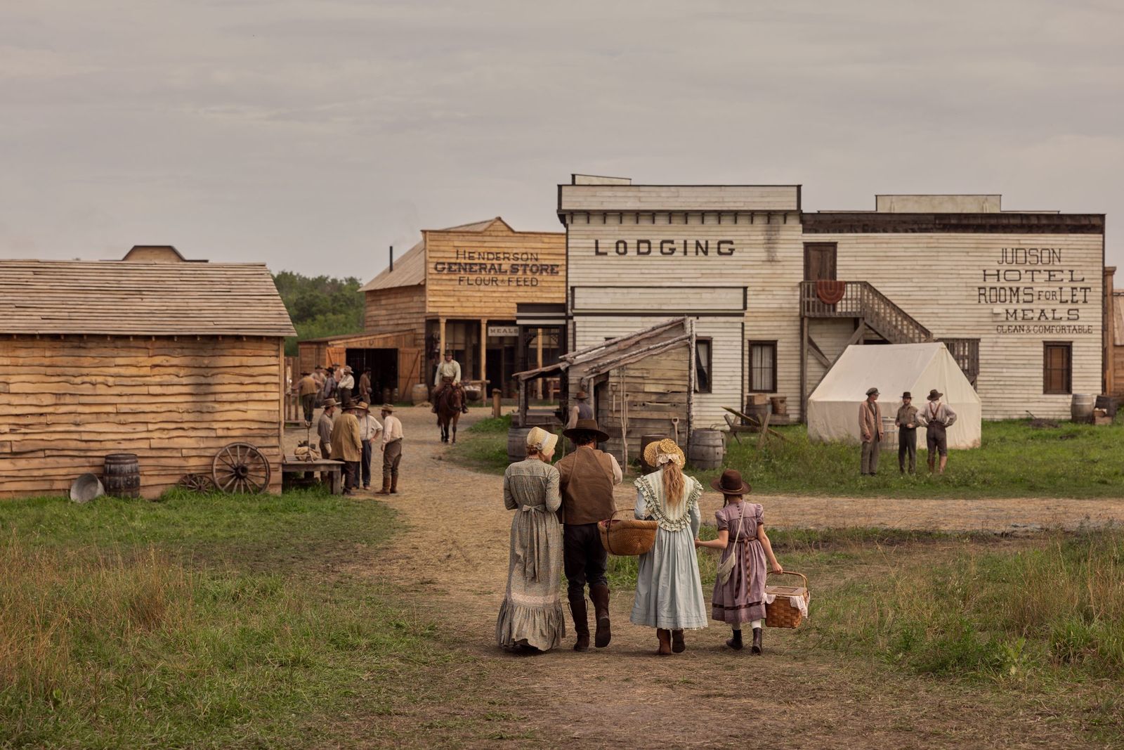 Little House on the Prairie &mdash; production design